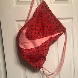 Like new Nike drawstring gym backpack bag